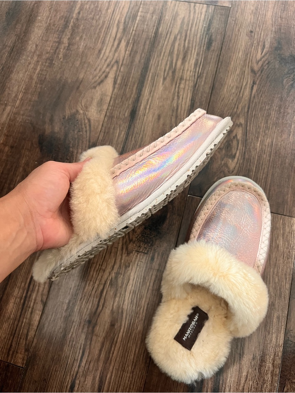Manitobah | 7 | Cabin Clog Slippers